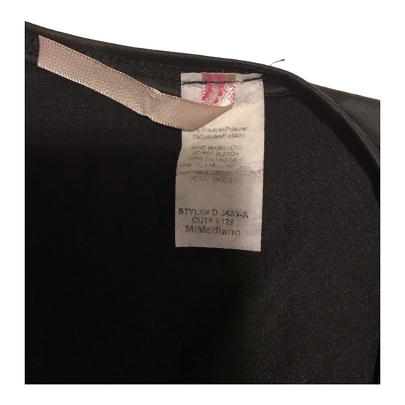 💥codigo Women's Black Stretching Bodycone Belted Dress, Medium💥 - Picture 5 of 6